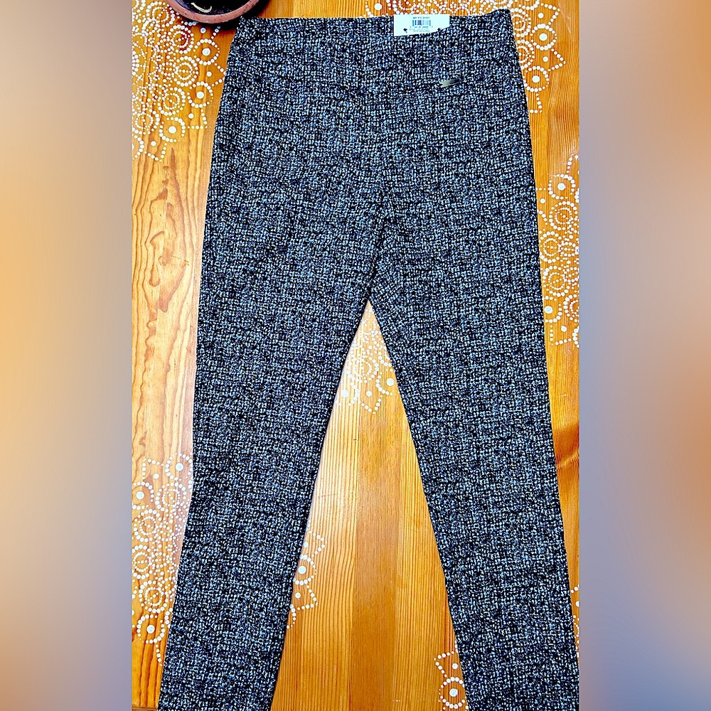 NWT INC skinny pull on pants.
